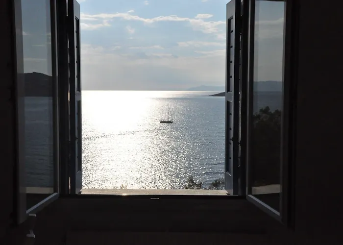 Stavros Bay Tatil Evi *