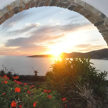 Stavros Bay 度假居