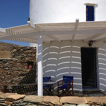 بيت للعطل Stavros Bay Tínos
